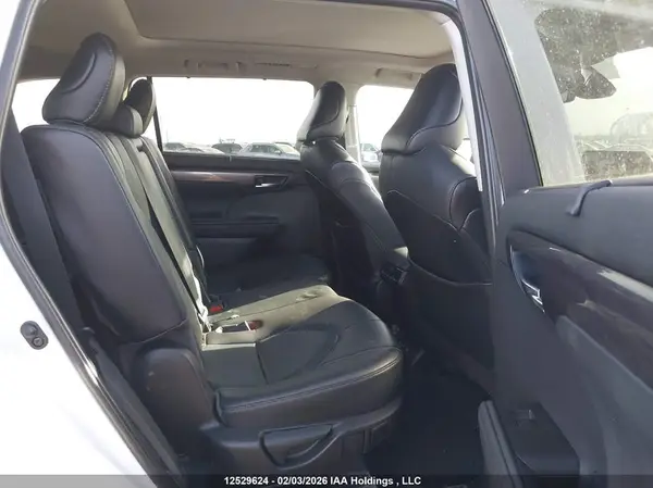 5TDDZRBHXMS084247 2021 TOYOTA HIGHLANDER - Image 8
