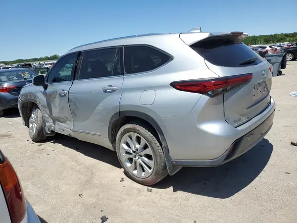 5TDDZRBHXMS528551 2021 TOYOTA HIGHLANDER - Image 2