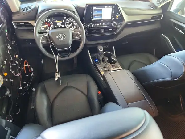 5TDDZRBHXMS555264 2021 TOYOTA HIGHLANDER - Image 8