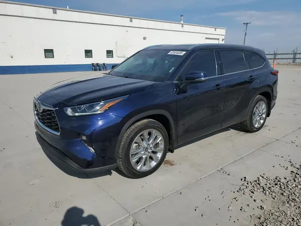 5TDDZRBHXNS168537 2022 TOYOTA HIGHLANDER - Image 1
