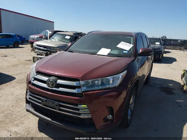 5TDDZRFH0HS403445 2017 TOYOTA HIGHLANDER - Image 2
