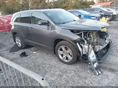 5TDDZRFH0HS405597 2017 TOYOTA HIGHLANDER