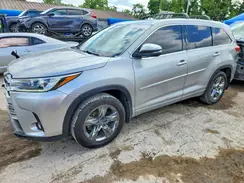 5TDDZRFH0HS416132 2017 TOYOTA HIGHLANDER