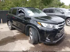 5TDDZRFH0HS447686 2017 TOYOTA HIGHLANDER