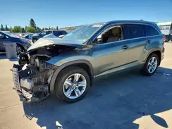 5TDDZRFH0HS449325 2017 TOYOTA HIGHLANDER