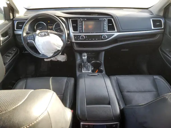 5TDDZRFH0HS454959 2017 TOYOTA HIGHLANDER - Image 8