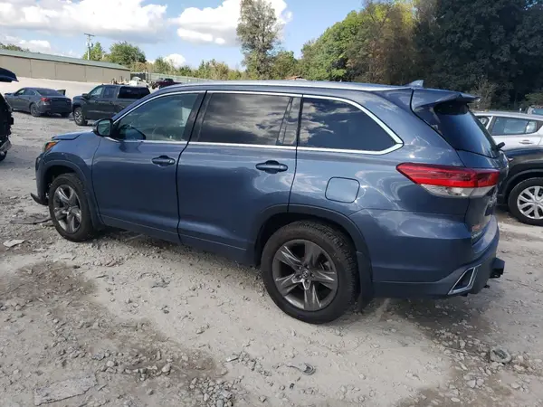 5TDDZRFH0HS456520 2017 TOYOTA HIGHLANDER - Image 2