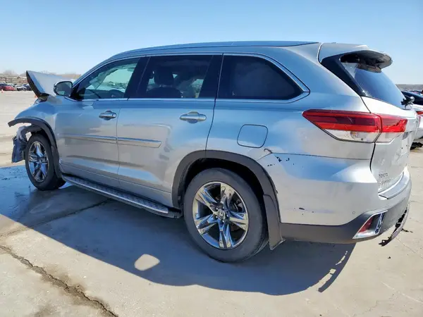 5TDDZRFH0HS458106 2017 TOYOTA HIGHLANDER - Image 2