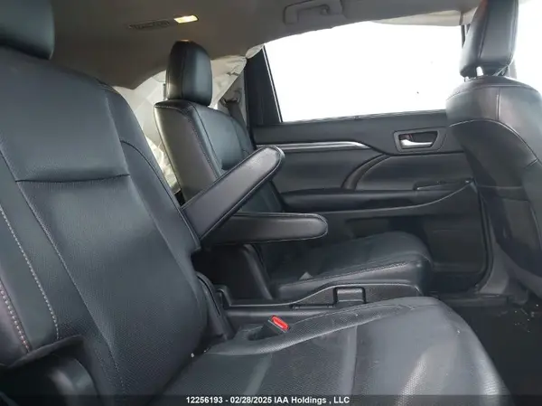 5TDDZRFH0HS466271 2017 TOYOTA HIGHLANDER - Image 8