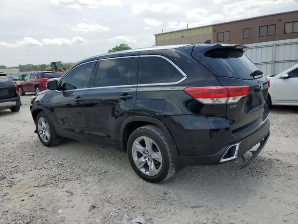 5TDDZRFH0HS475004 2017 TOYOTA HIGHLANDER - Image 2