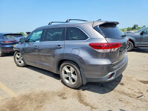 5TDDZRFH0JS491645 2018 TOYOTA HIGHLANDER - Image 2