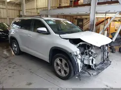 5TDDZRFH0JS813636 2018 TOYOTA HIGHLANDER