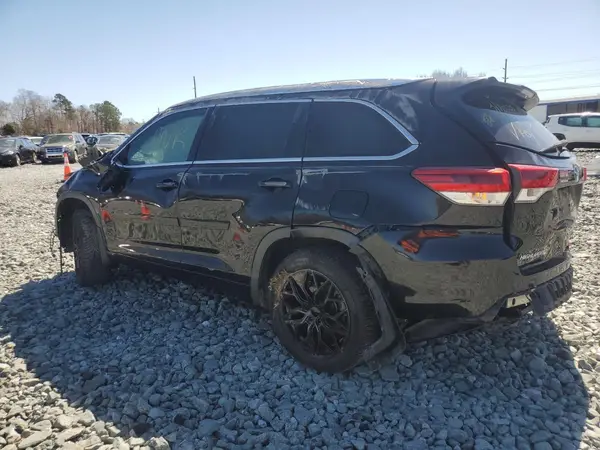 5TDDZRFH0JS818836 2018 TOYOTA HIGHLANDER - Image 2