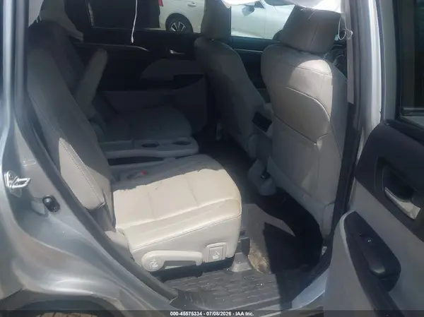 5TDDZRFH0JS847608 2018 TOYOTA HIGHLANDER - Image 8