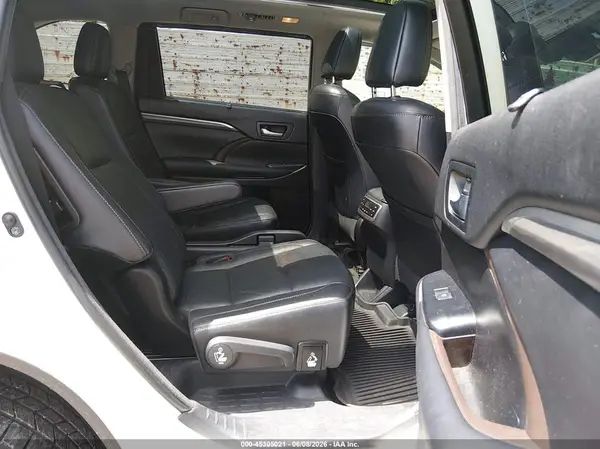 5TDDZRFH0JS866434 2018 TOYOTA HIGHLANDER - Image 8