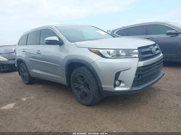 5TDDZRFH0JS874114 2018 TOYOTA HIGHLANDER - Image 1
