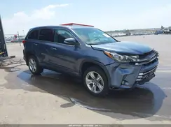 5TDDZRFH0JS880320 2018 TOYOTA HIGHLANDER