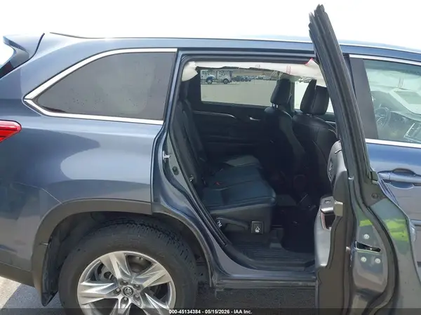 5TDDZRFH0JS880320 2018 TOYOTA HIGHLANDER - Image 8