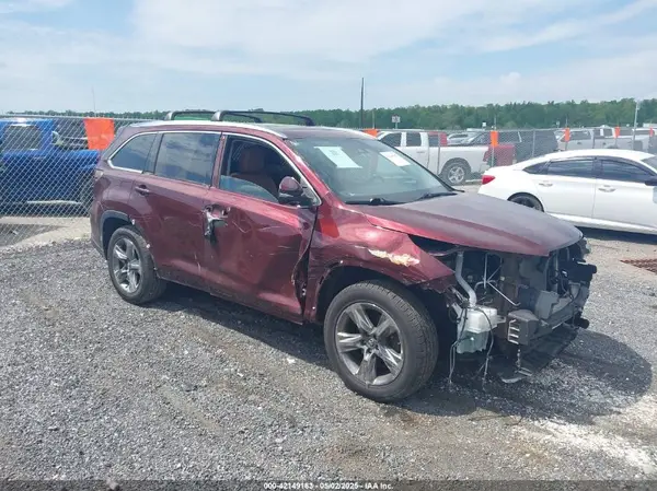 5TDDZRFH0JS882603 2018 TOYOTA HIGHLANDER - Image 1