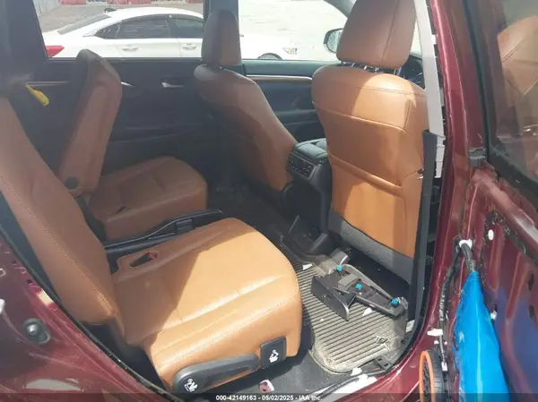 5TDDZRFH0JS882603 2018 TOYOTA HIGHLANDER - Image 8