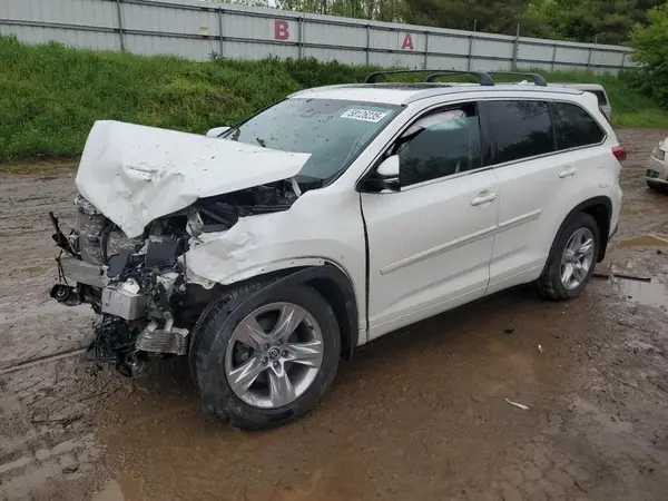 5TDDZRFH0JS895562 2018 TOYOTA HIGHLANDER - Image 1