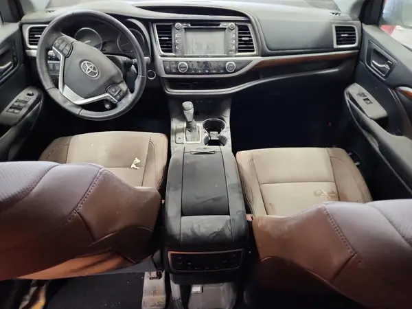 5TDDZRFH0KS705356 2019 TOYOTA HIGHLANDER - Image 8