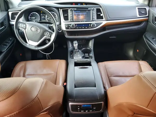 5TDDZRFH0KS715787 2019 TOYOTA HIGHLANDER - Image 8