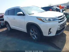 5TDDZRFH0KS945779 2019 TOYOTA HIGHLANDER