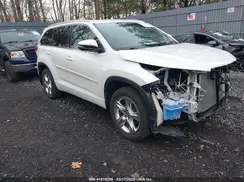 5TDDZRFH0KS966776 2019 TOYOTA HIGHLANDER