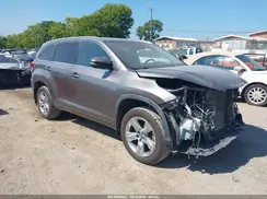 5TDDZRFH0KS989944 2019 TOYOTA HIGHLANDER