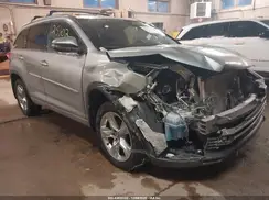 5TDDZRFH0KS990897 2019 TOYOTA HIGHLANDER