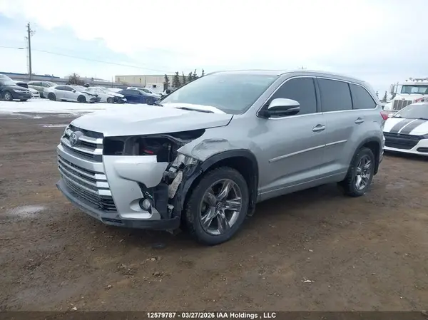 5TDDZRFH1HS362923 2017 TOYOTA HIGHLANDER - Image 2