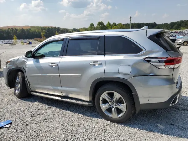 5TDDZRFH1HS365109 2017 TOYOTA HIGHLANDER - Image 2