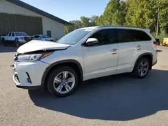 5TDDZRFH1HS371203 2017 TOYOTA HIGHLANDER