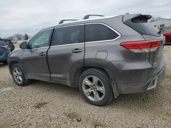 5TDDZRFH1HS379172 2017 TOYOTA HIGHLANDER - Image 2