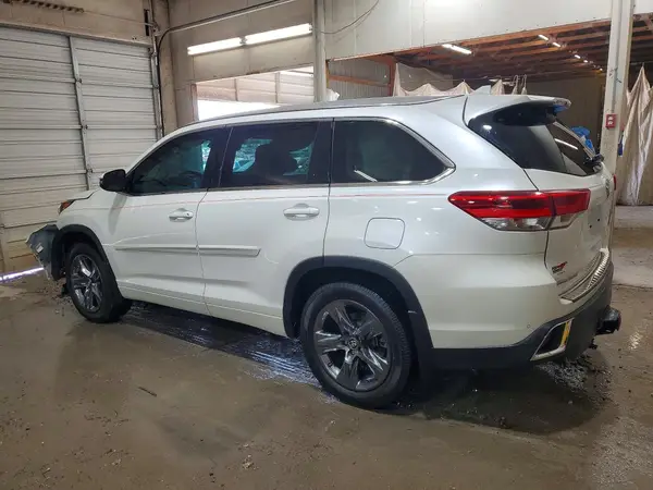 5TDDZRFH1HS388759 2017 TOYOTA HIGHLANDER - Image 2