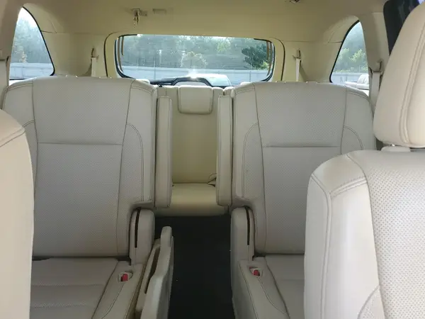 5TDDZRFH1HS406242 2017 TOYOTA HIGHLANDER - Image 8