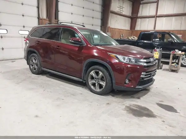 5TDDZRFH1HS427754 2017 TOYOTA HIGHLANDER - Image 1