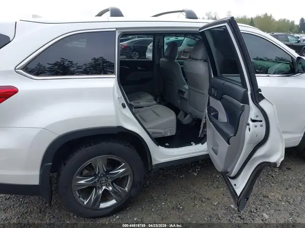 5TDDZRFH1HS436955 2017 TOYOTA HIGHLANDER - Image 8