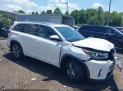 5TDDZRFH1HS441816 2017 TOYOTA HIGHLANDER