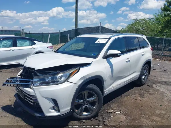 5TDDZRFH1HS441816 2017 TOYOTA HIGHLANDER - Image 2