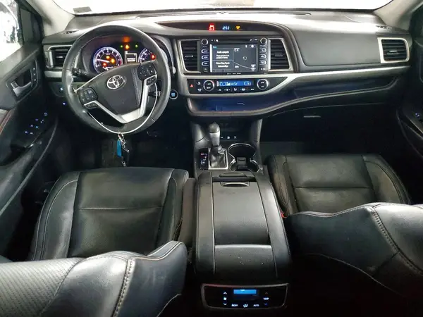 5TDDZRFH1HS448328 2017 TOYOTA HIGHLANDER - Image 8