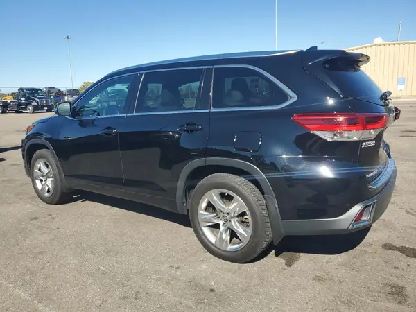 5TDDZRFH1HS459975 2017 TOYOTA HIGHLANDER - Image 2