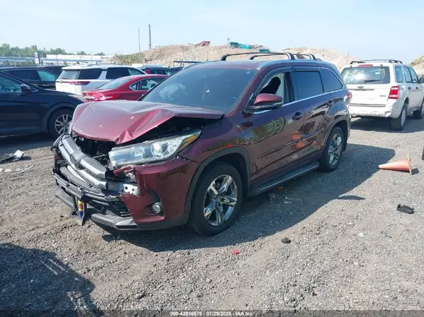 5TDDZRFH1HS466182 2017 TOYOTA HIGHLANDER - Image 2
