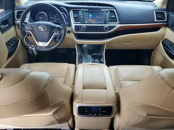 5TDDZRFH1JS810180 2018 TOYOTA HIGHLANDER - Image 8