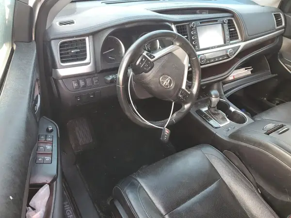 5TDDZRFH1JS822233 2018 TOYOTA HIGHLANDER - Image 8