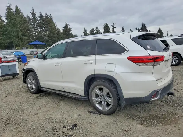 5TDDZRFH1JS855555 2018 TOYOTA HIGHLANDER - Image 2