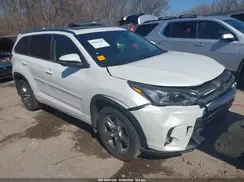 5TDDZRFH1JS882223 2018 TOYOTA HIGHLANDER