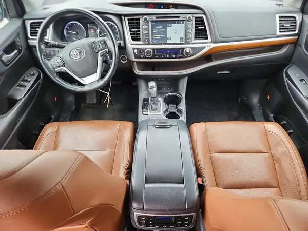 5TDDZRFH1JS894243 2018 TOYOTA HIGHLANDER - Image 8