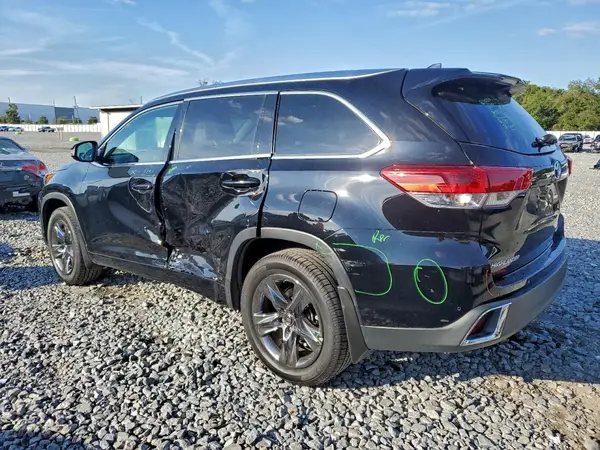 5TDDZRFH1JS895358 2018 TOYOTA HIGHLANDER - Image 2